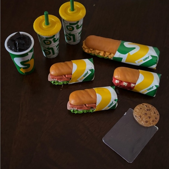 Zuru Other - Zuru Mini Brands Foodies Subway Lot Of 8